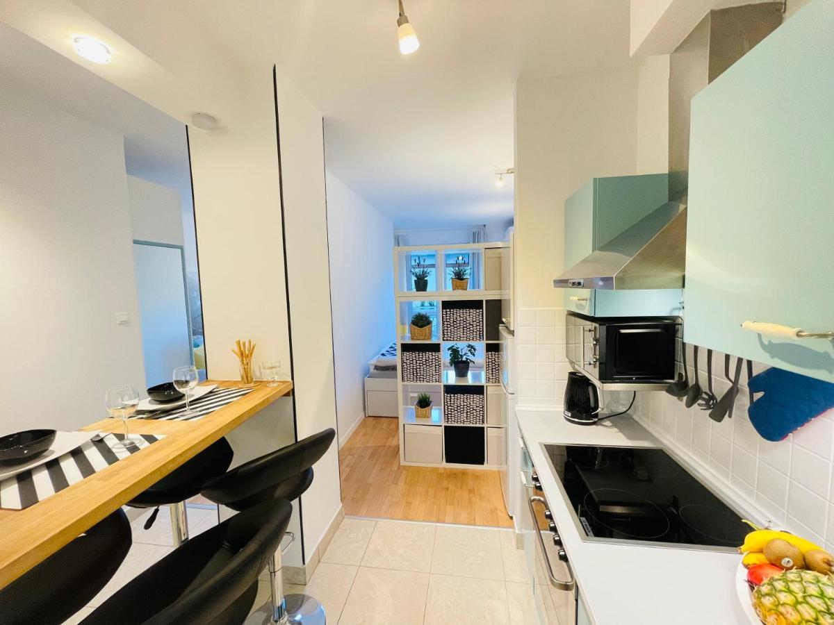 Peony Hollo Apartment - Free Garage Under The House Budapest Luaran gambar